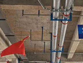 噶尔管廊支架的安装方法